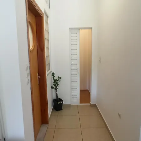 Daire Eunoia, Executive Residence, 34 Theofrastou Str, Ground Floor, 5min To The *